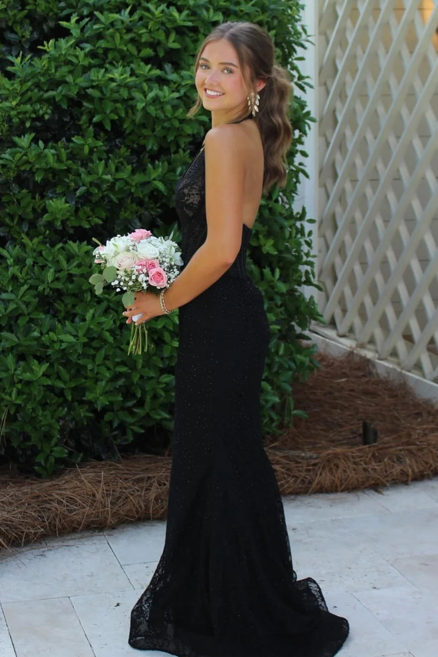 Mermaid Lace V-Neck Halter Open Back Formal Party Prom Dress