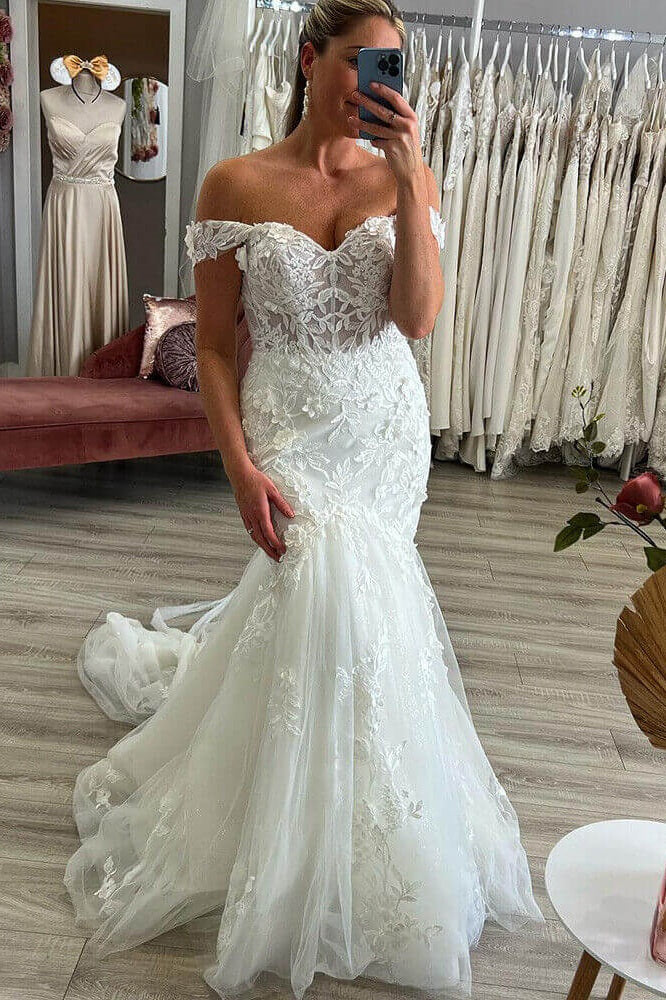 Mermaid Off-Shoulder Empire Lace Wedding Dress Custom Color / US 16 Mermaid Off-Shoulder Empire Lace Wedding Dress Custom Color / US 16