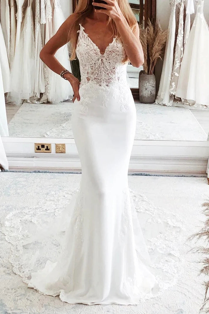 Mermaid V-Neck Spaghetti Straps Lace Appliques Wedding Dress White / US 2