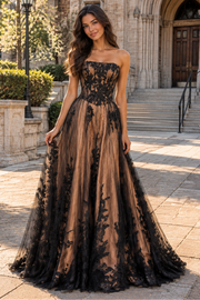 Modest Lace Appliques Strapless Corset Tulle A-Line Party Prom Dress