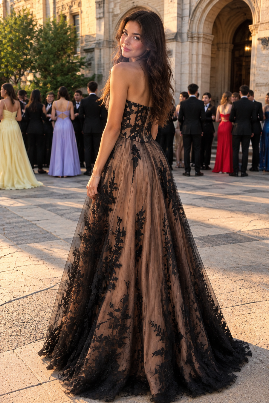 Modest Lace Appliques Strapless Corset Tulle A-Line Party Prom Dress