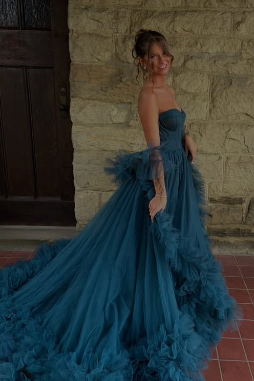 Modest Tulle A-Line Strapless Ruffle Party Prom Dress With Train