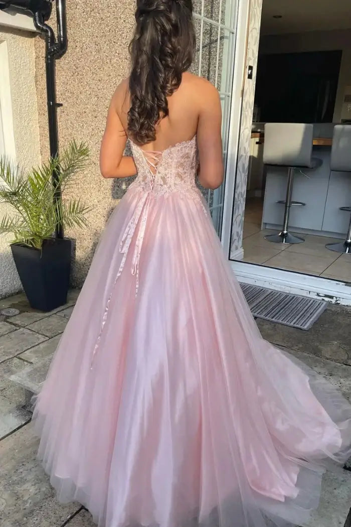 Pink Tulle A-Line Sweetheart Strapless Appliques Prom Dress