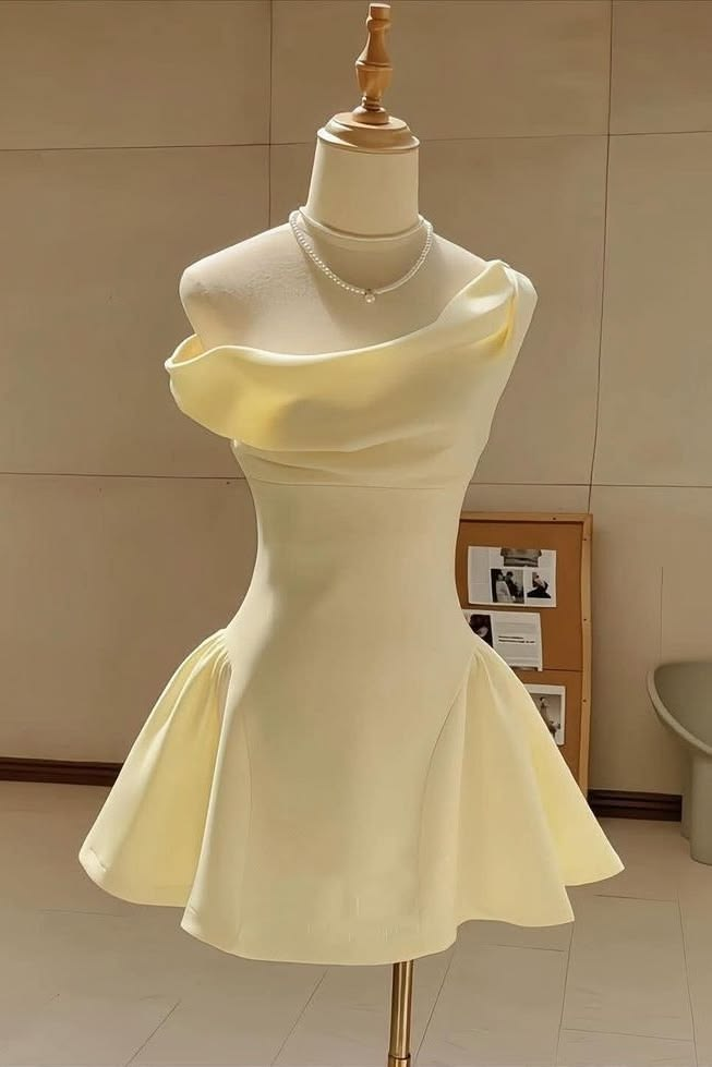 Pretty A-Line Sleeveless Empire Short Party Homecoming Dress