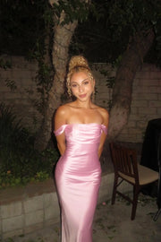 Pretty Off-Shoulder Sleeveless Satin Fitted Party Prom Dress