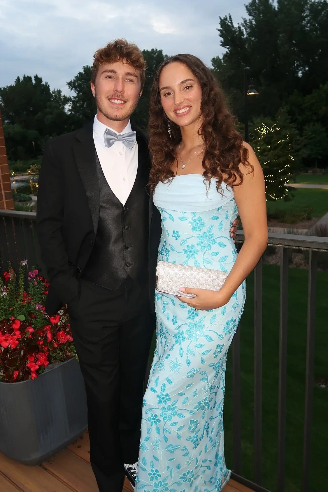 Pretty Strapless Blue Floral Fitted Long Party Prom Dress