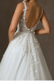 Square Straps Floral Appliques Tulle A-Line Summer Wedding Dress