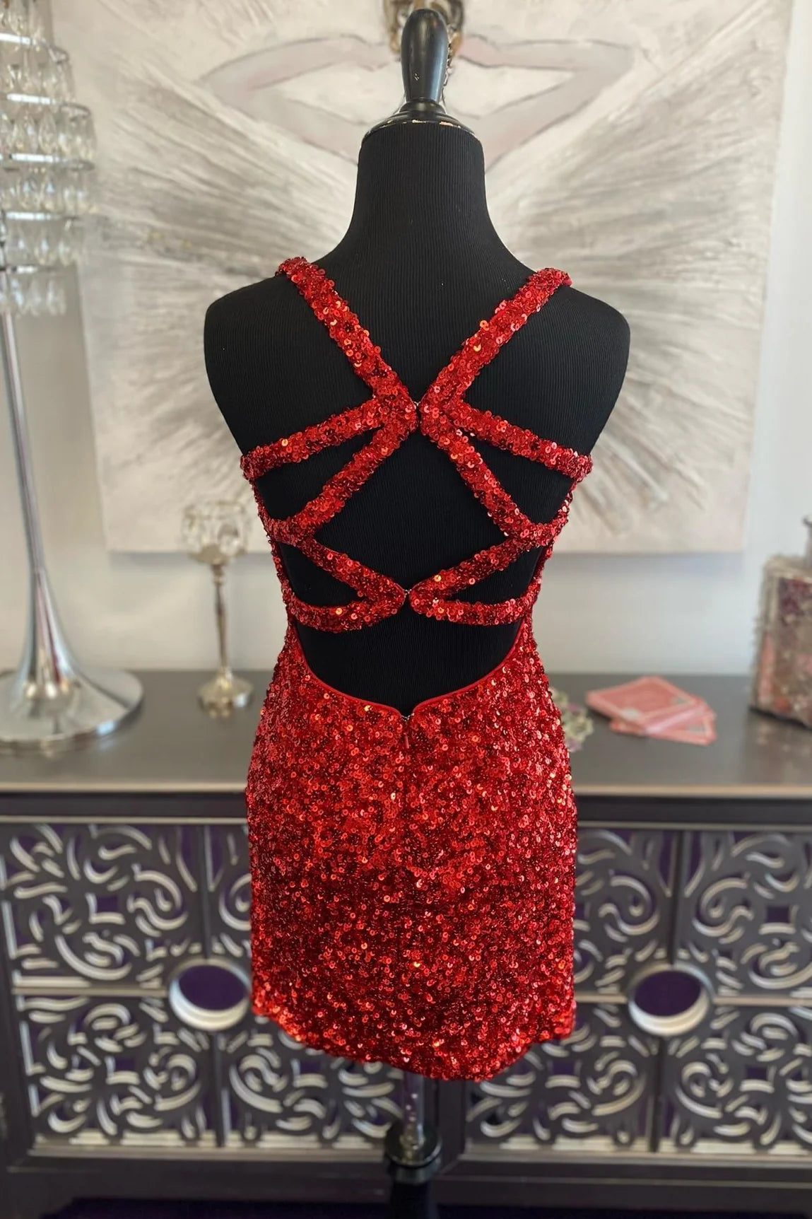 Red V-Neck Sleeveless Bodycon Sequins Homecoming Dress
