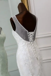 Round Sleeveless Lace Appliques Mermaid Wedding Dress