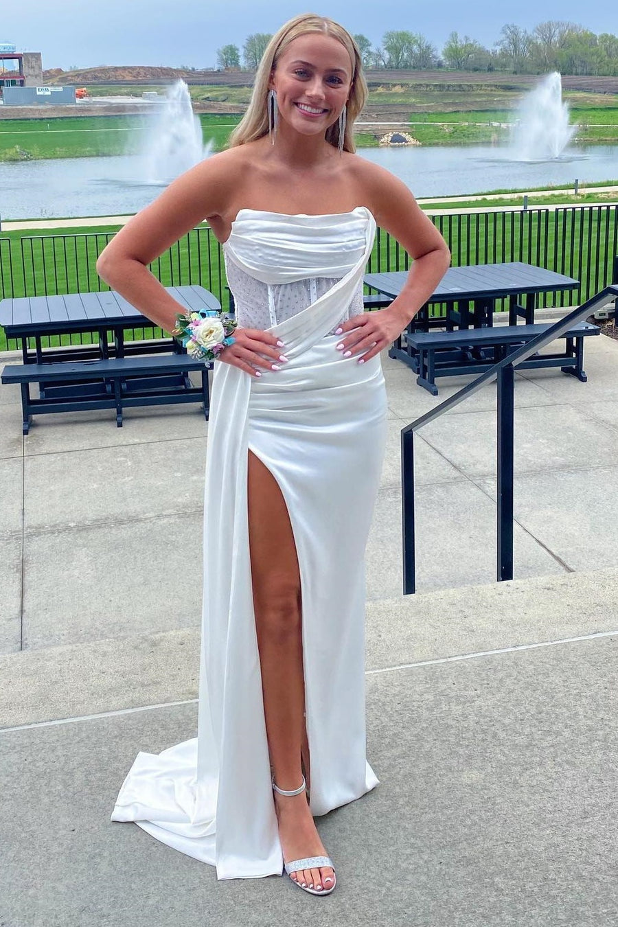Satin Bateau Strapless Pleated Empire Prom Party Dress With Leg Slit 