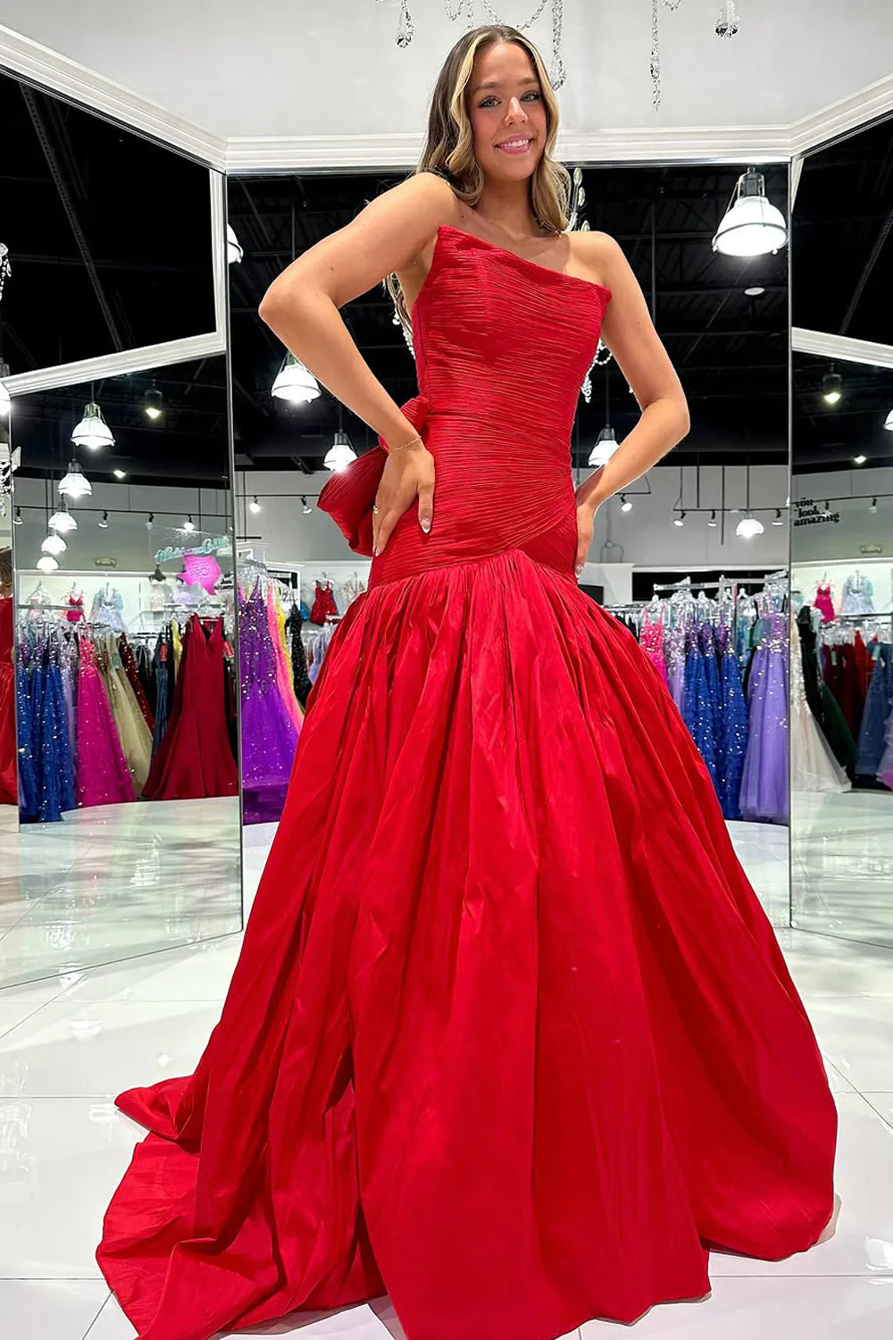 Satin Strapless Pleated Party Prom Dress With Train And Bow