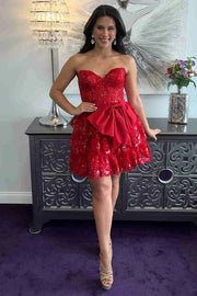 Sexy Lace A-Line Sweetheart Strapless Homecoming Dress