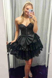 Sexy Lace A-Line Sweetheart Strapless Homecoming Dress