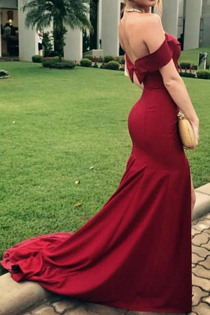 Sexy Off-Shoulder Sleeveless Bridesmaid Dress With Train