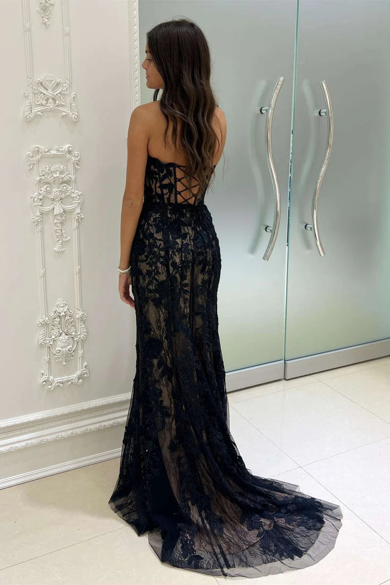 Sexy Sweetheart Strapless Lace Appliques Prom Dress