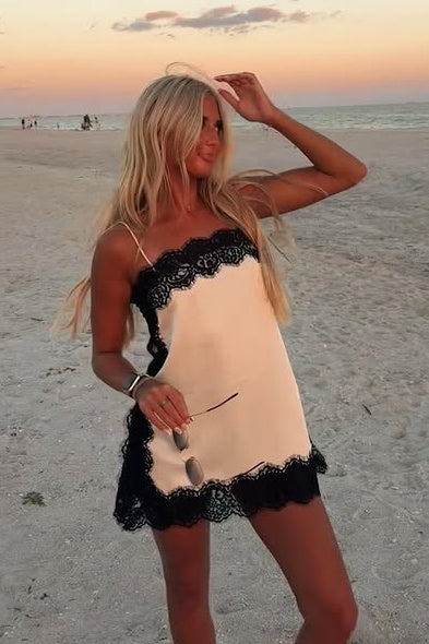 Sheath Lace And Satin Sleeveless Short Party Graduation Dress