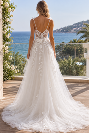 Sheer Lace Top Tulle A-Line Spaghetti Straps V-Neck Wedding Dress