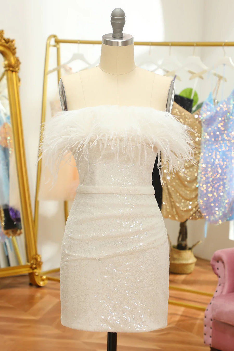 Sparkly Fitted Off-Shoulder Sequins Feathers Homecoming Dress | Joyofdress Sparkly Fitted Off-Shoulder Sequins Feathers Homecoming Dress | Joyofdress