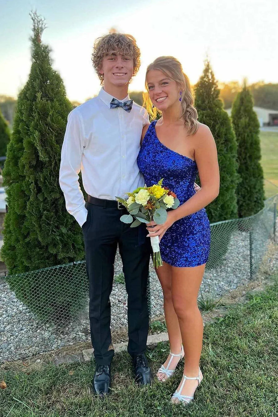 Sparkly One Shoulder Sleeveless Sequins Bodycon Homecoming Dress | Joyofdress Sparkly One Shoulder Sleeveless Sequins Bodycon Homecoming Dress | Joyofdress