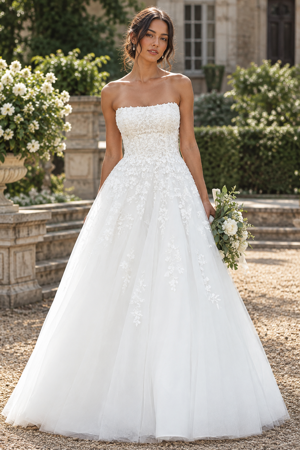 Strapless Empire A-Line Lace Appliques Tulle Floor-Length Wedding Dress