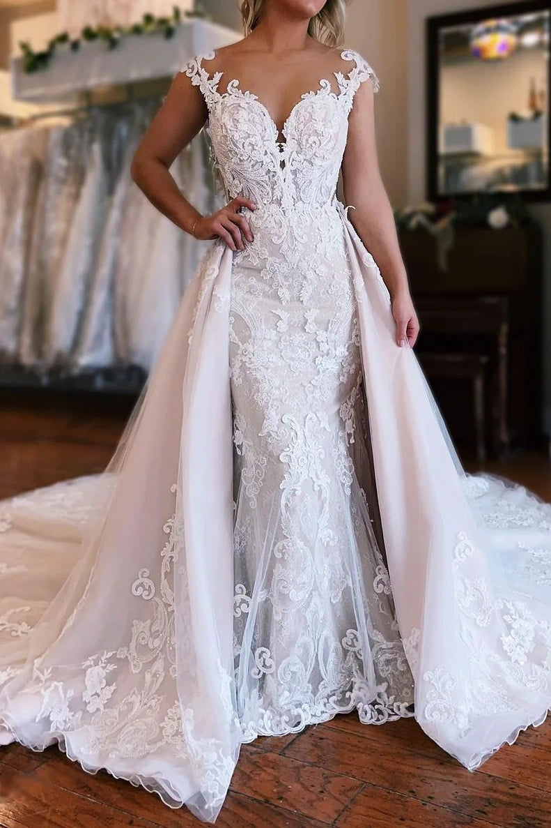 Sweetheart Lace Wedding Dress With Detachable Train