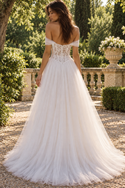 Sweetheart Off-Shoulder Lace Appliques Tulle A-Line Beach Wedding Dress