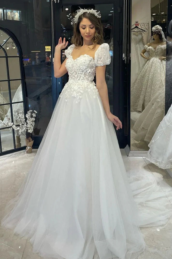 Sweetheart Short Sleeves Tulle A-Line Appliques Wedding Dress