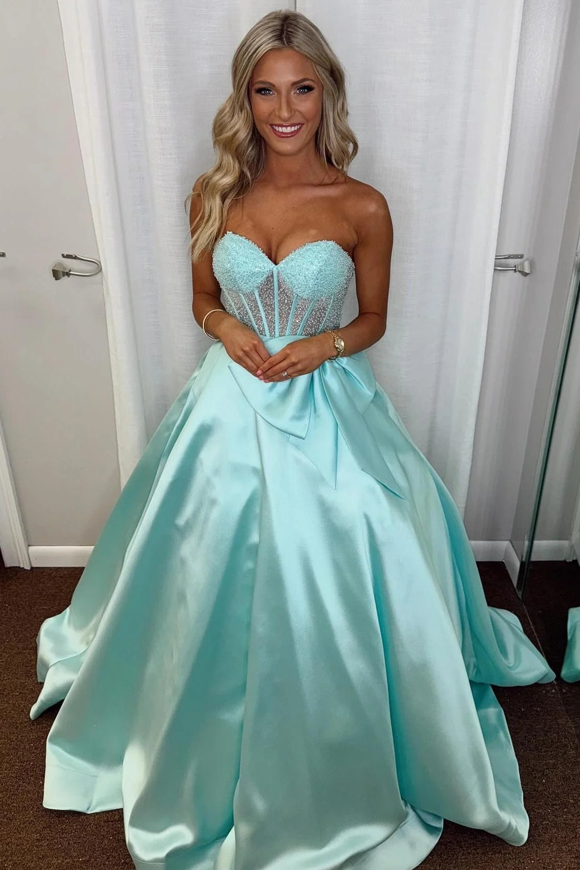 Sweetheart Sleeveless A-Line Beaded Long Party Prom Dress