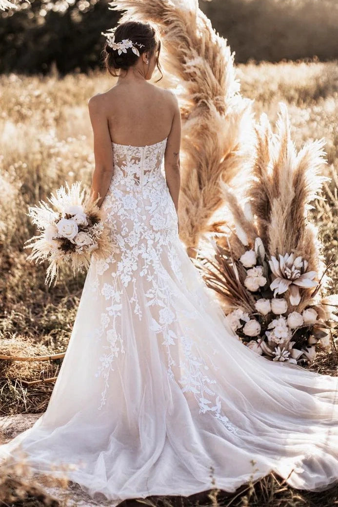 Sweetheart Strapless A-Line Lace Beach Wedding Dress Ivory / US 14