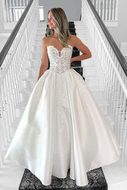 Sweetheart Strapless A-Line Two Tone Wedding Dress