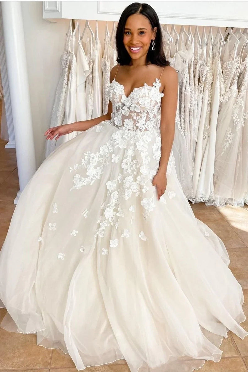fitted lace wedding dress A-Line Sweetheart Floor-Length Strapless Tulle Wedding Dresses with Appliques main image 1