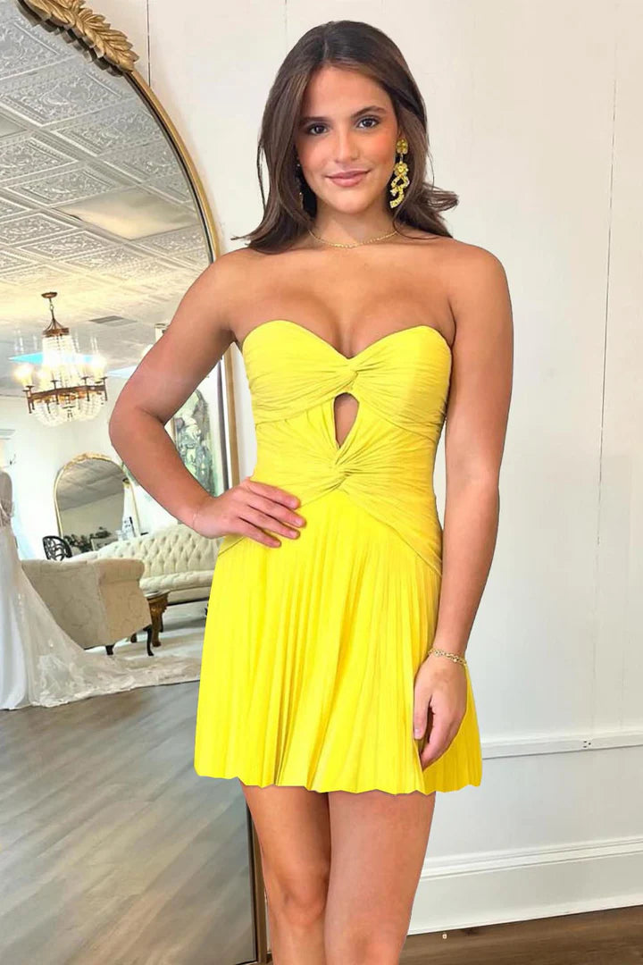 Sweetheart Strapless Pleated Empire A-Line Homecoming Dress