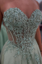 Sweetheart Strapless Tulle A-Line Lace Appliques Party Prom Dress