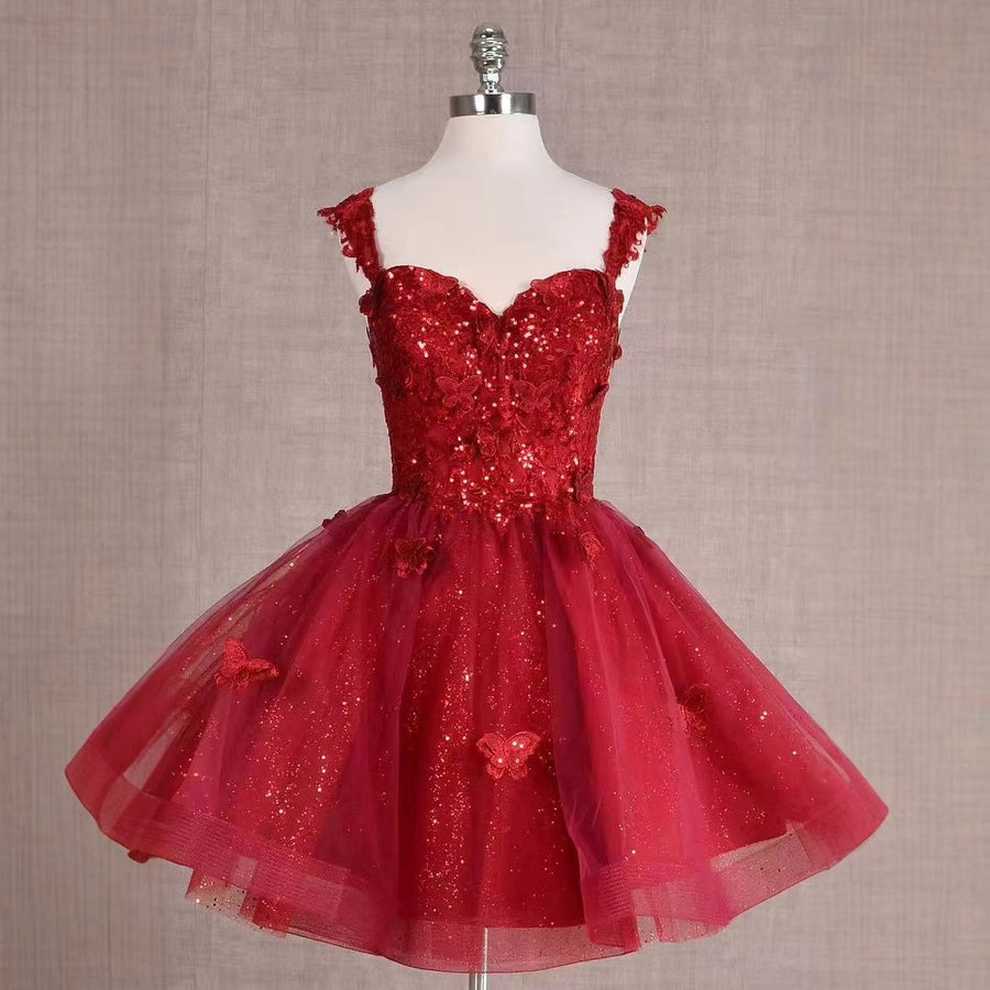 Sweetheart Straps Tulle A-Line Lace Appliques Red Homecoming Dress