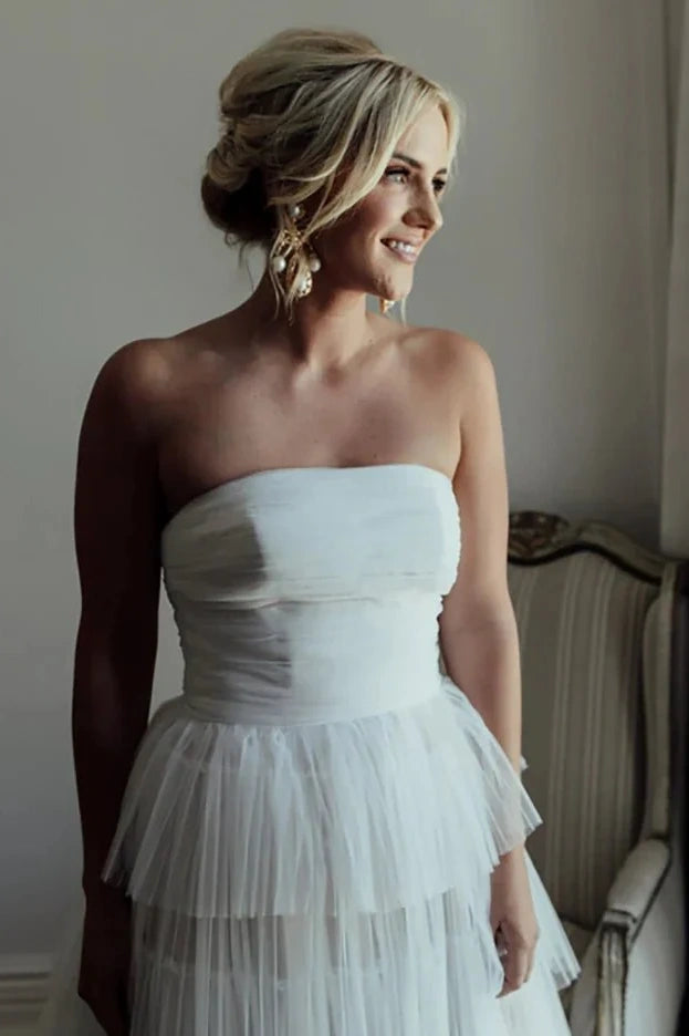 Tiered Tulle A-Line Strapless Empire Wedding Dress Ivory / US 6 Tiered Tulle A-Line Strapless Empire Wedding Dress Ivory / US 6