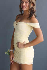 Tight Off-Shoulder Empire Fully Lace Mini Party Homecoming Dress