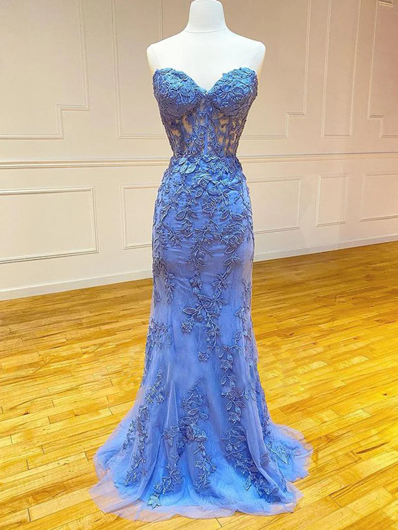 Trumpet Sweetheart Strapless Lace Appliques Prom Dress