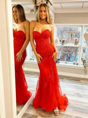 Trumpet Sweetheart Strapless Lace Appliques Prom Dress