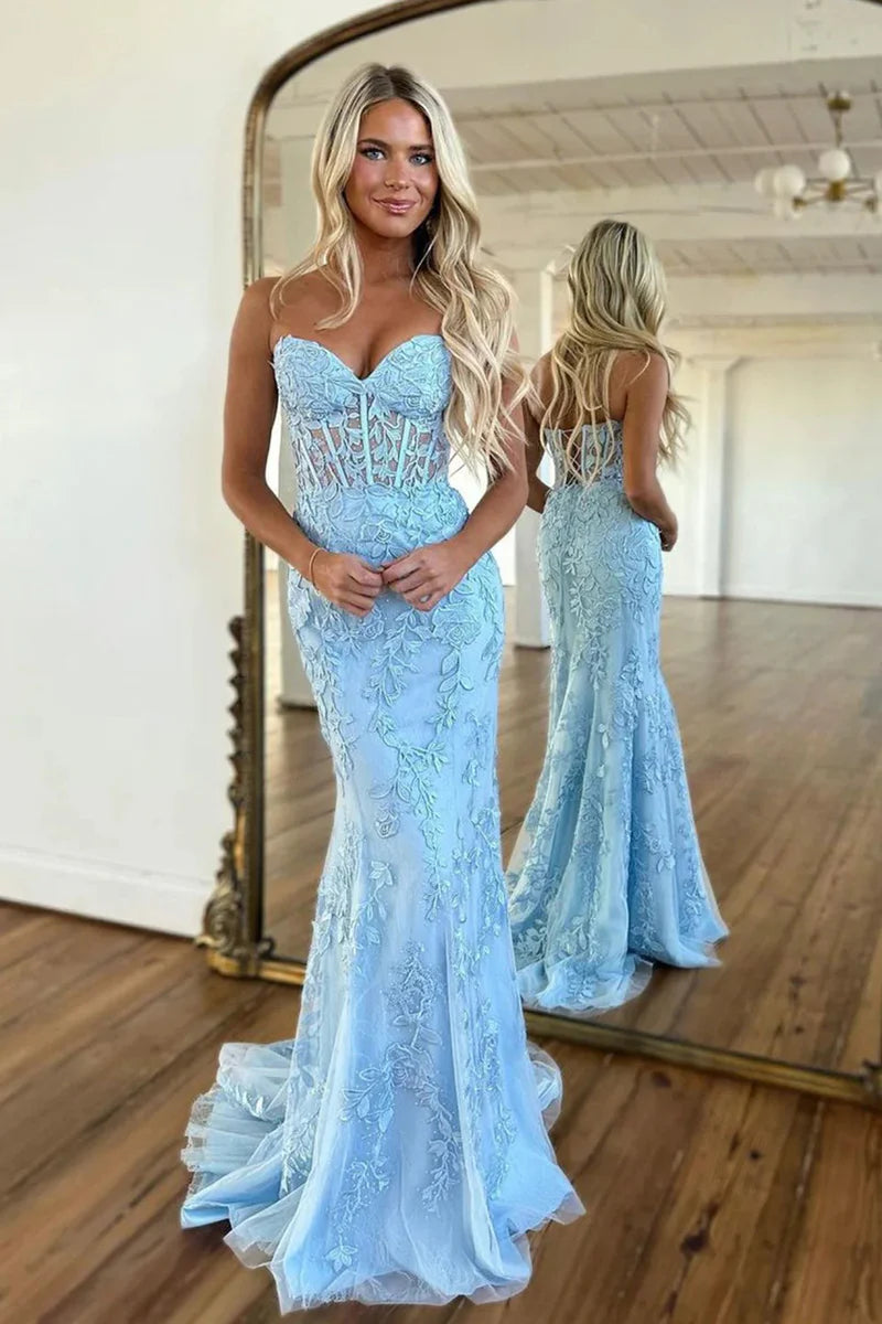 Trumpet Sweetheart Strapless Lace Appliques Prom Dress