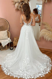 Tulle A-Line Lace Appliques V-Neck Backless Wedding Dress