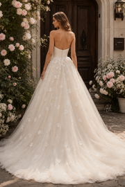 Tulle A-Line Strapless Lace Appliques A-Line Summer Wedding Dress