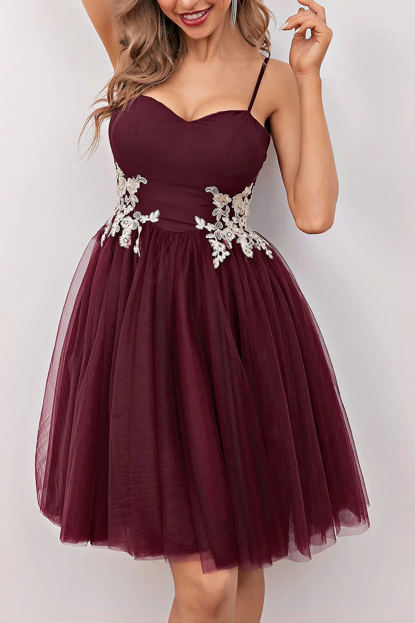 Tulle A-Line Sweetheart Spaghetti Straps Appliques Homecoming Dress