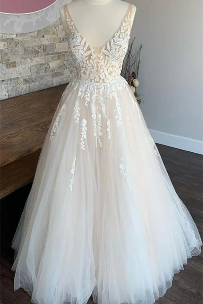 Tulle A-Line V-Neck Sleeveless Appliques Long Wedding Dress