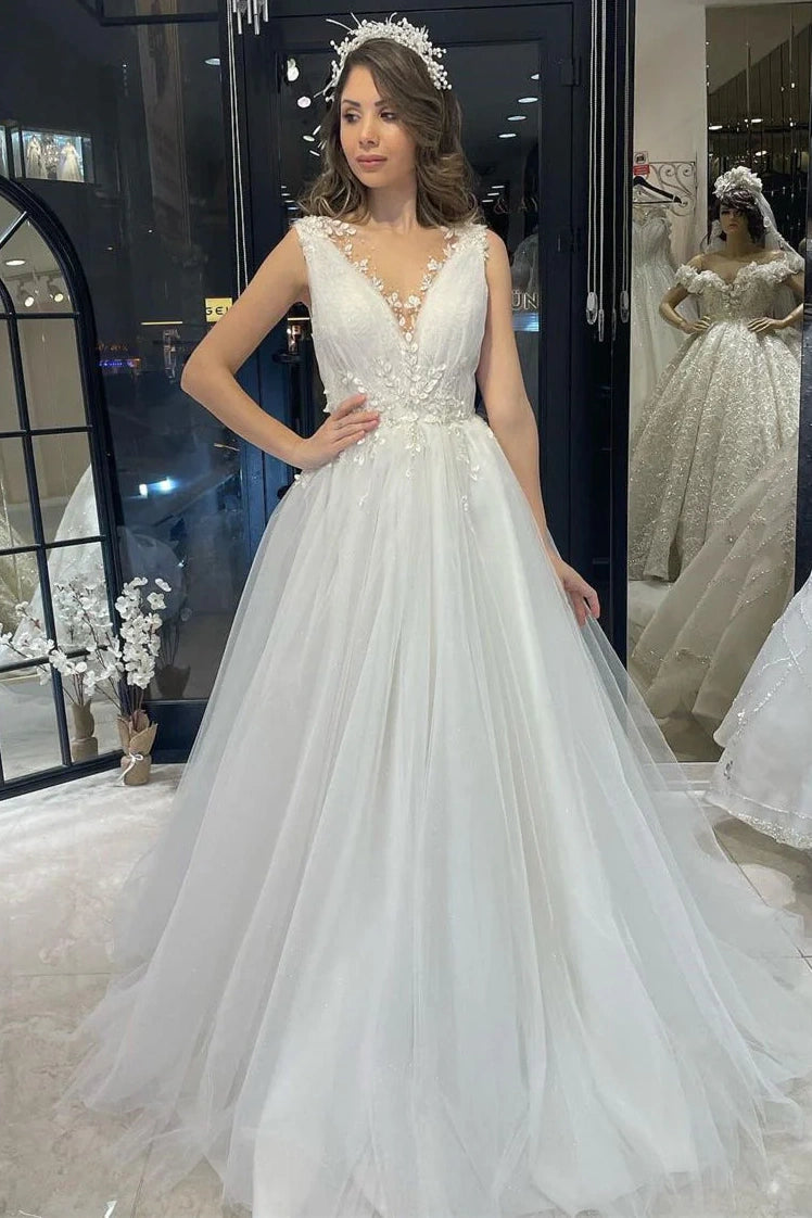 Tulle A-Line V-Neck Sleeveless Empire Beach Wedding Dress