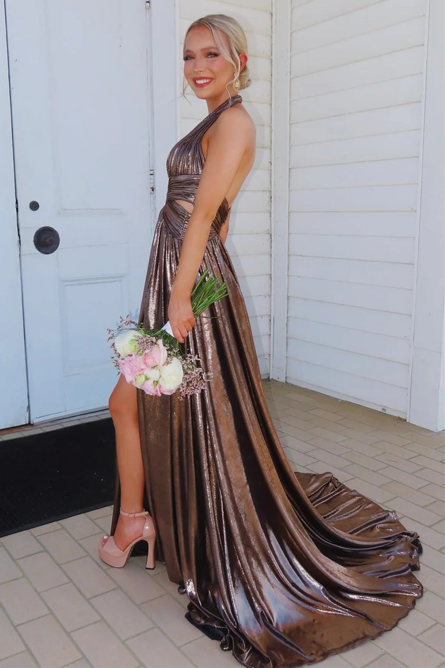 V-Neck Halter Backless A-Line Pleated Party Prom Dress With Train