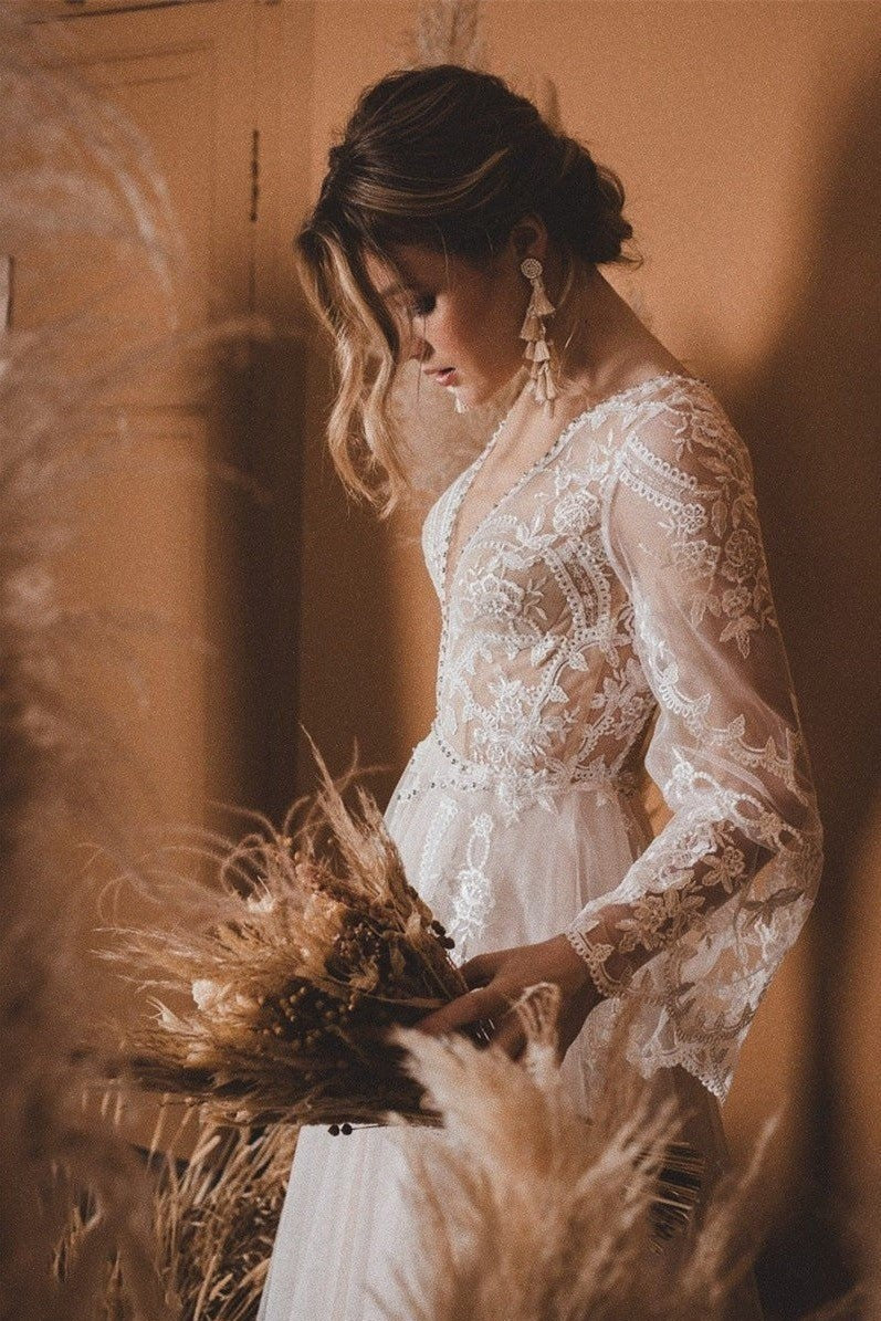 V-Neck Long Sleeves A-Line Two Tone Wedding Dress