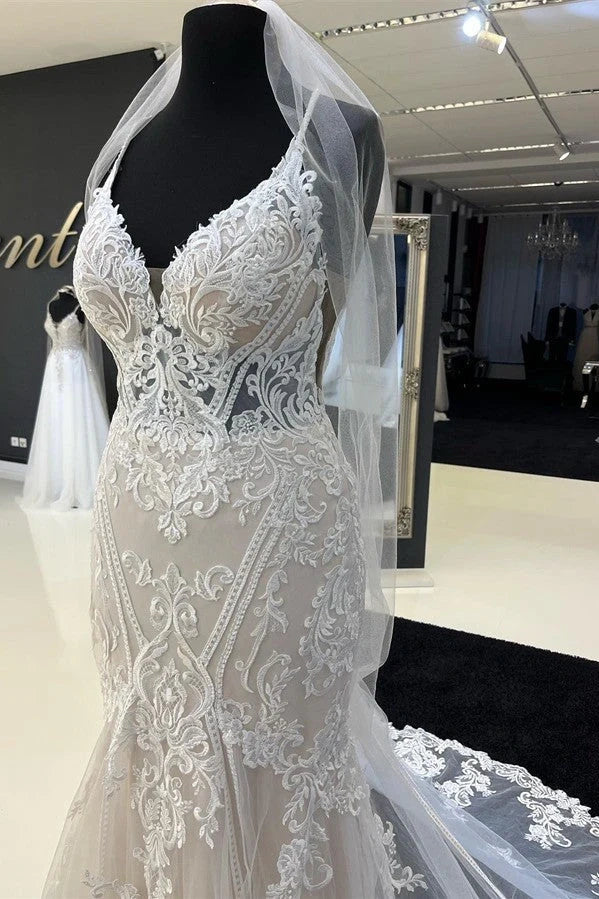 V-Neck Sleeveless Backless Mermaid Lace Wedding Dress