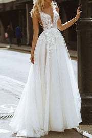 V-Neck Sleeveless Empire Lace Appliques Long Wedding Dress