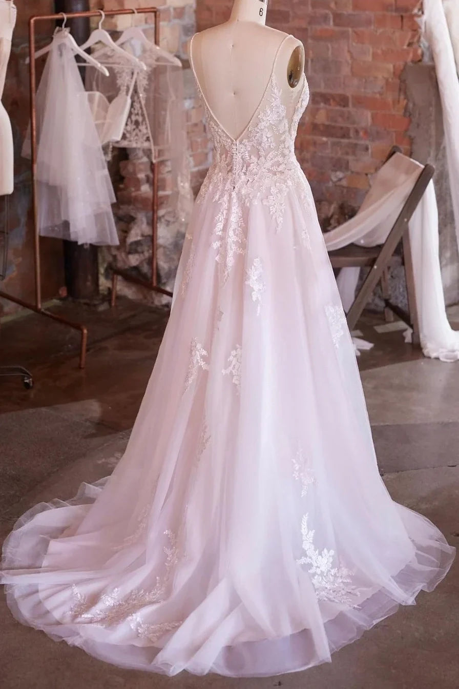 V-Neck Sleeveless Empire Lace Appliques Wedding Dress