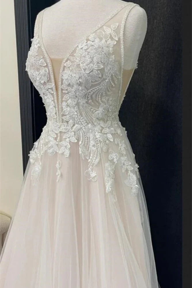 V-Neck Sleeveless Lace Appliques Tulle A-Line Long Wedding Dress